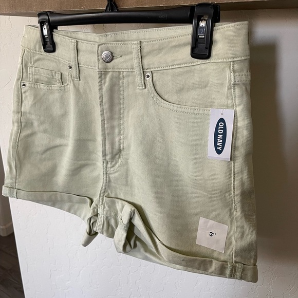 Old Navy|OG Shorts High Rise Denim, Pastel Mint Denim in High Rise—Size 8•••NWT - Picture 3 of 9